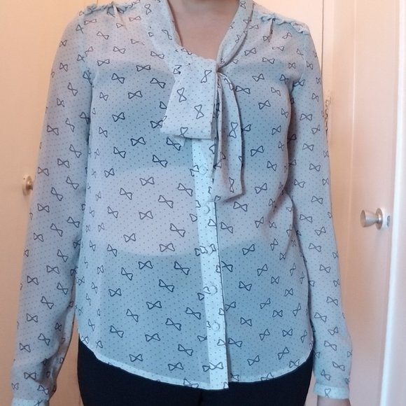 EUC - LC Lauren Conrad XS Print Bow-Front Blouse - Picture 2 of 4
